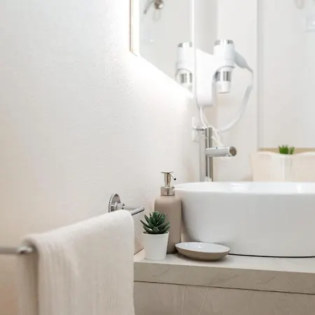 Navarra House Apartment *