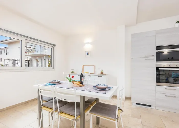 Апартаменты Navarra House Санта-Мария-Наварезе